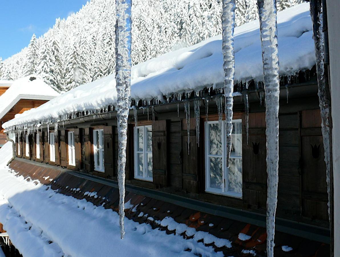 Seehotel Enzian Weissensee Exterior foto