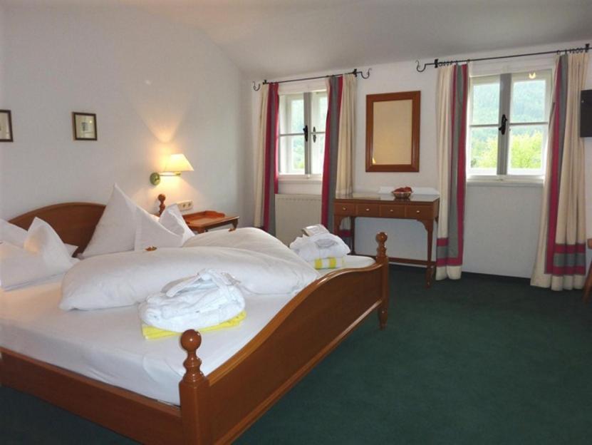 Seehotel Enzian Weissensee Cameră foto