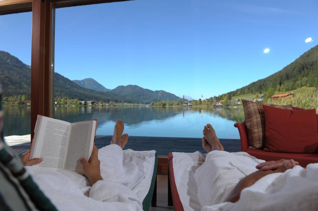 Seehotel Enzian Weissensee Exterior foto