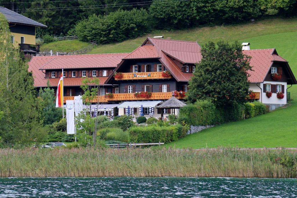 Seehotel Enzian Weissensee Exterior foto