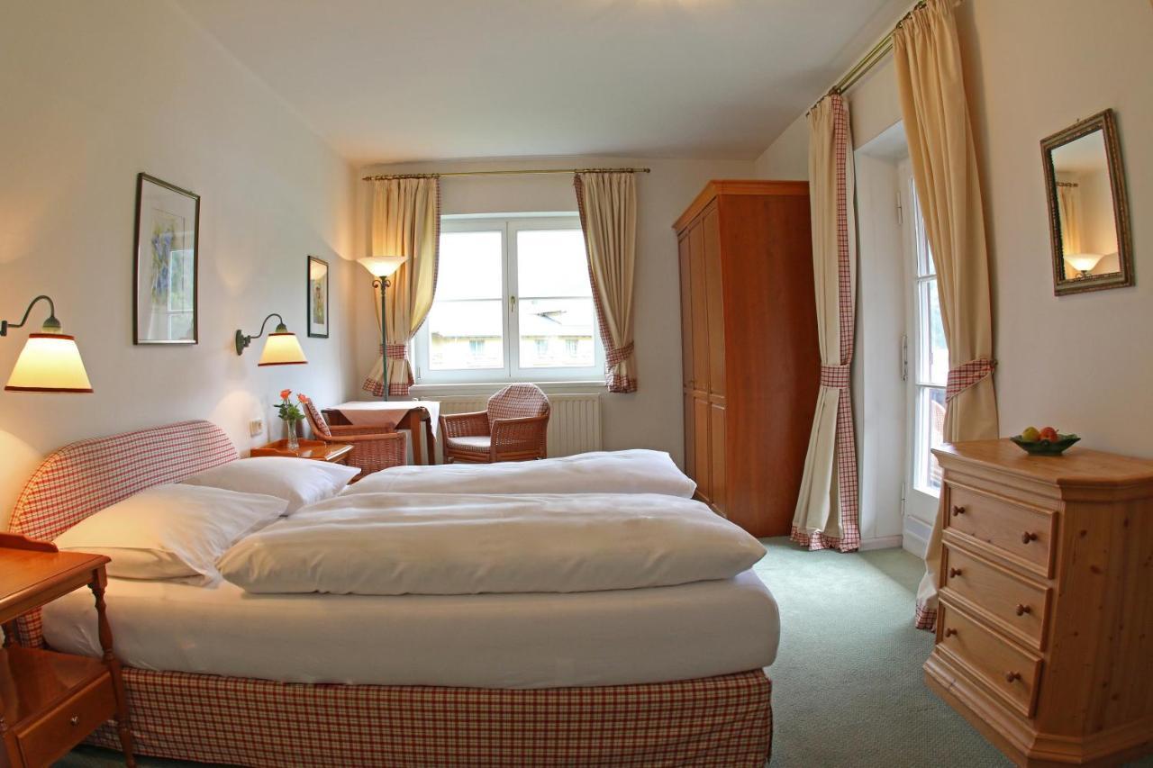Seehotel Enzian Weissensee Exterior foto